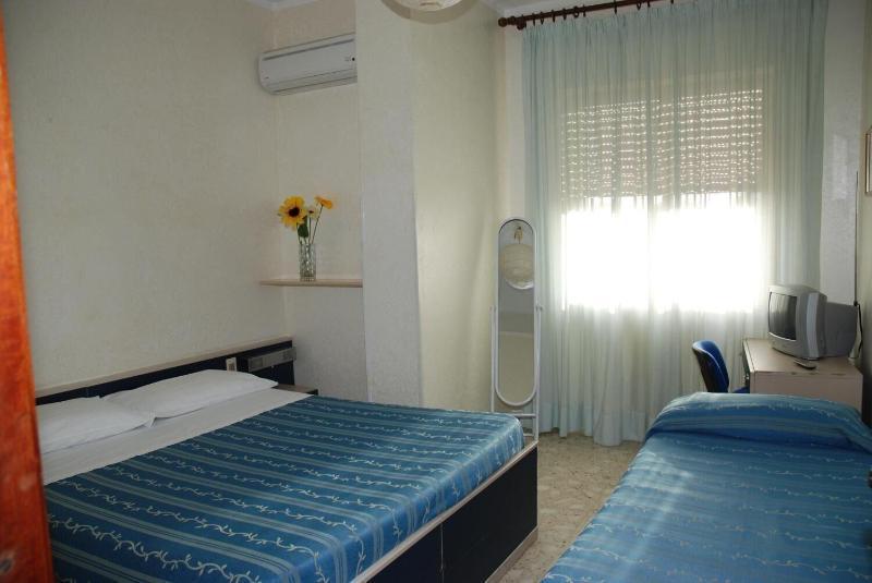 Piccolo Hotel Lamezia SantʼEufemia Lamezia Exterior foto