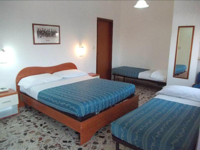 Piccolo Hotel Lamezia SantʼEufemia Lamezia Exterior foto
