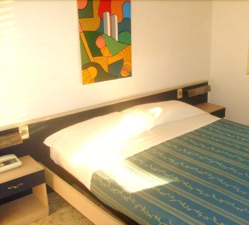 Piccolo Hotel Lamezia SantʼEufemia Lamezia Exterior foto