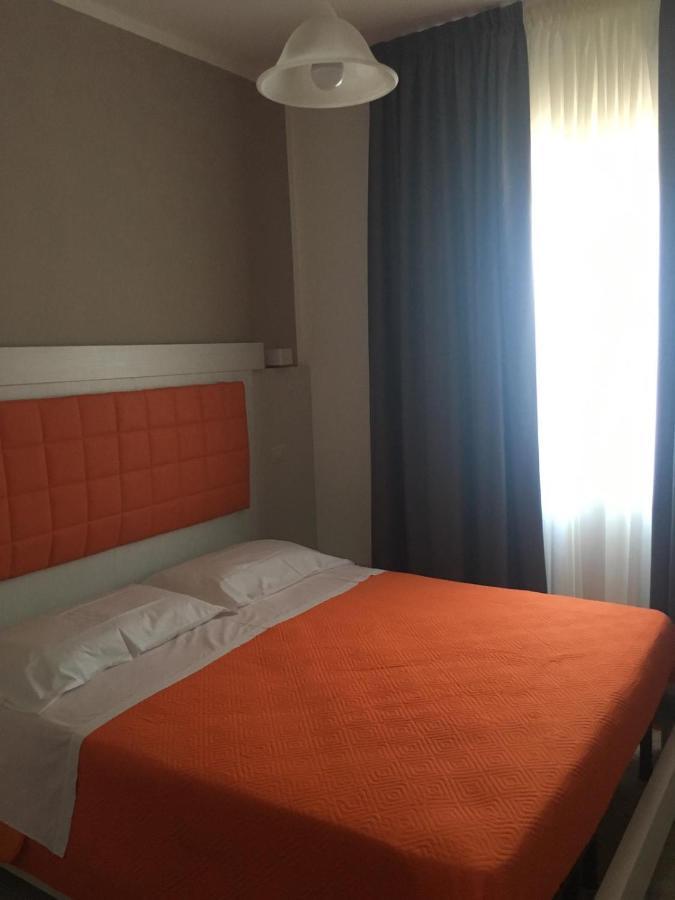 Piccolo Hotel Lamezia SantʼEufemia Lamezia Exterior foto